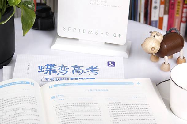 女生热门专业排名前十名 女生热门专业排名前十名