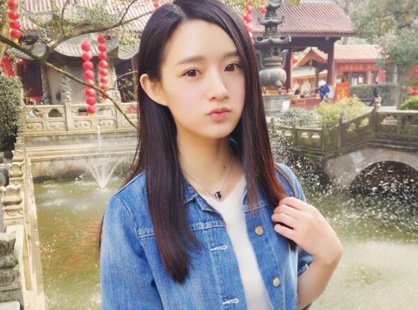 浙江杭州某中专校花陈丹婷 浙江杭州某中专校花陈丹婷
