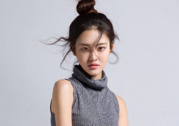 湖北美术学院校花张馨月 湖北美术学院校花张馨月