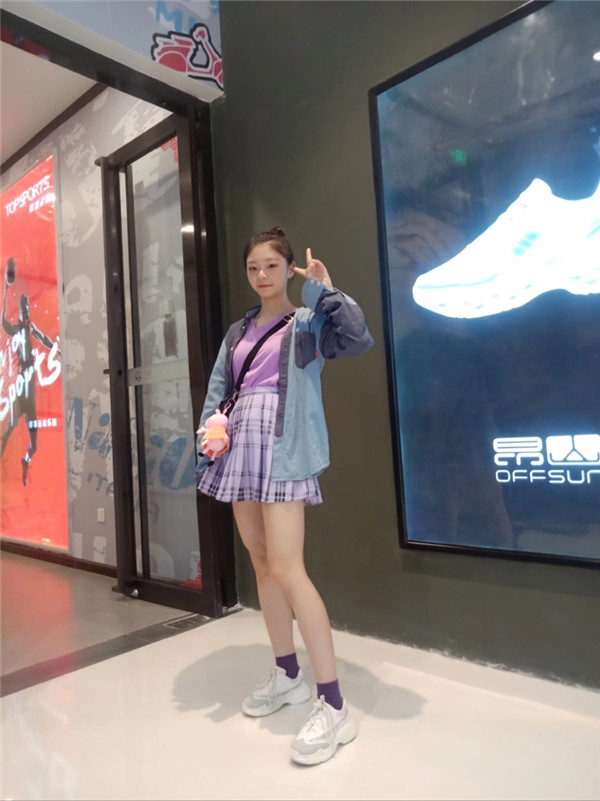 北京百汇演艺学校校花刘星邑 北京百汇演艺学校校花刘星邑