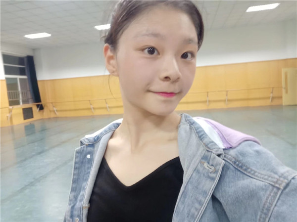 北京百汇演艺学校校花刘星邑 北京百汇演艺学校校花刘星邑